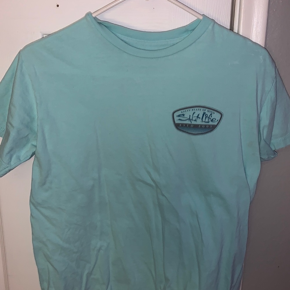 This shirt is very comfy! worn a couple times don’t like the color on me.